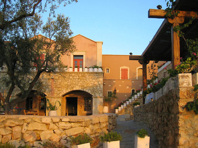 ΑΓΡΕΚΟ τουριστικό κατάλυμα